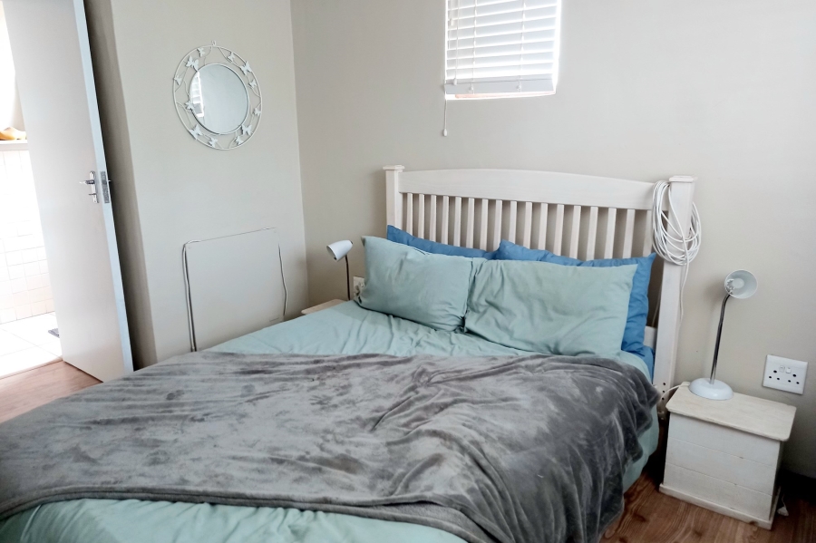 6 Bedroom Property for Sale in Jacobsbaai Western Cape